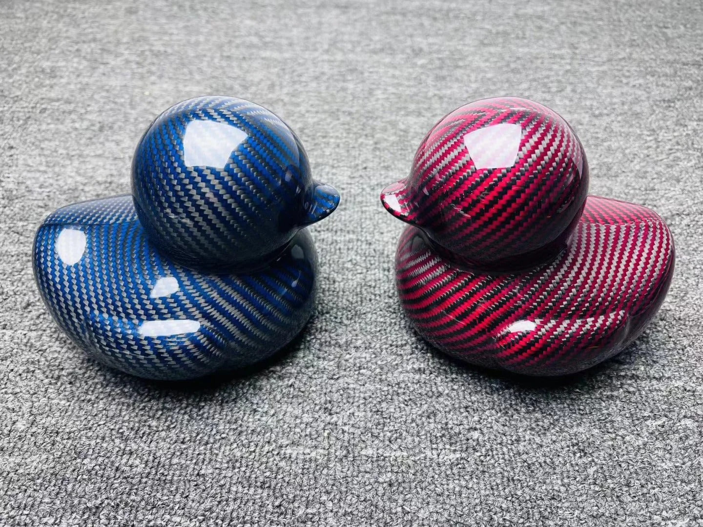 When Classic Cute Things Meet Cutting-Edge Technology - Carbon fiber duck, redefine your space aesthetics
