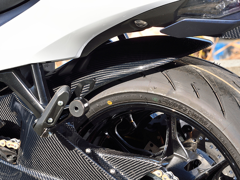 AKOSO Suzuki Hayabusa GSXR1300 2008+ Carbon Fiber Front Fender Hugger Mudguard