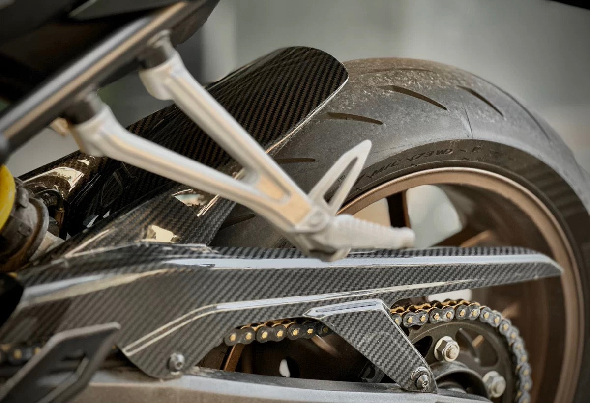 AKOSO 2024+ CB650R CBR650R Carbon Fiber Rear Fender w/ Chain Guard