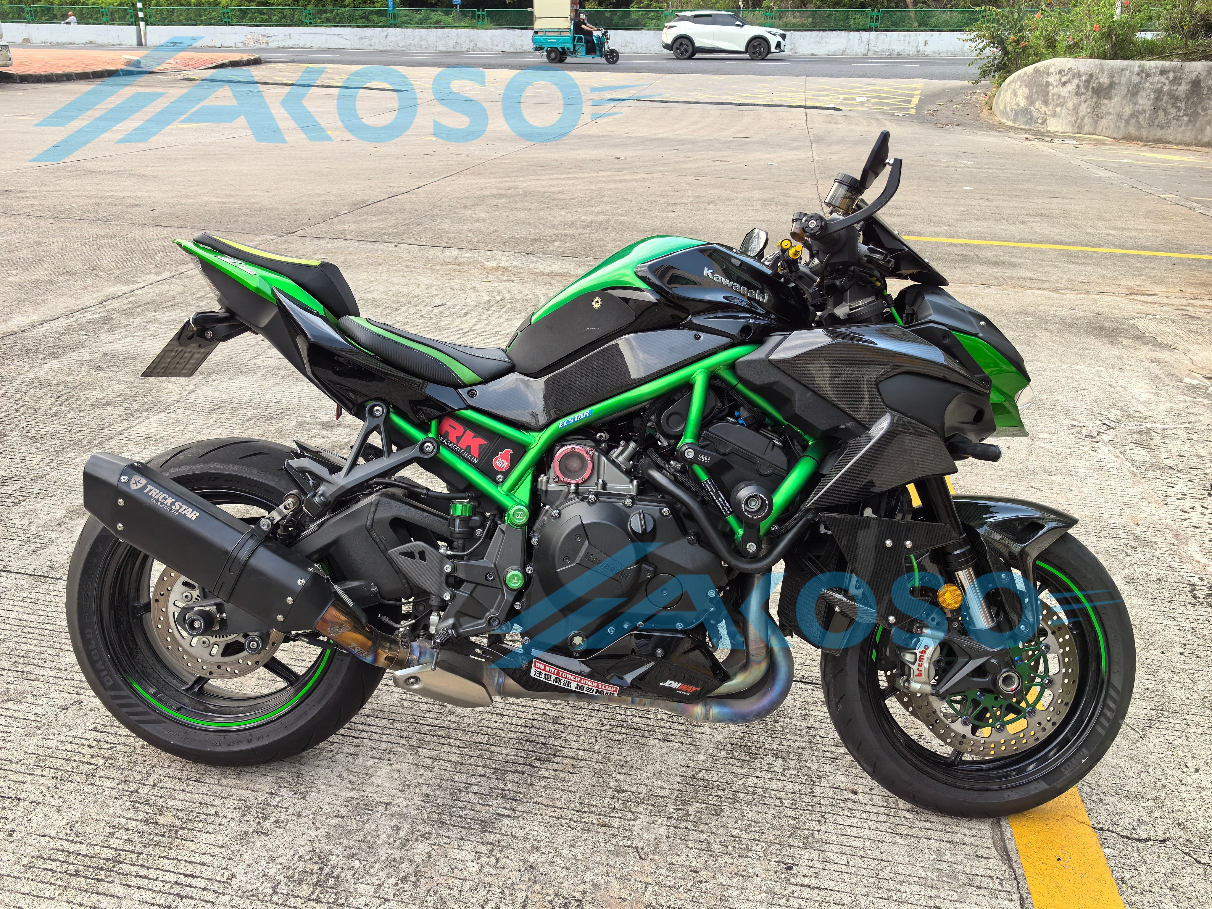 AKOSO 2021+ Kawasaki Z H2 100% Carbon Fiber Side Panels Under Tank