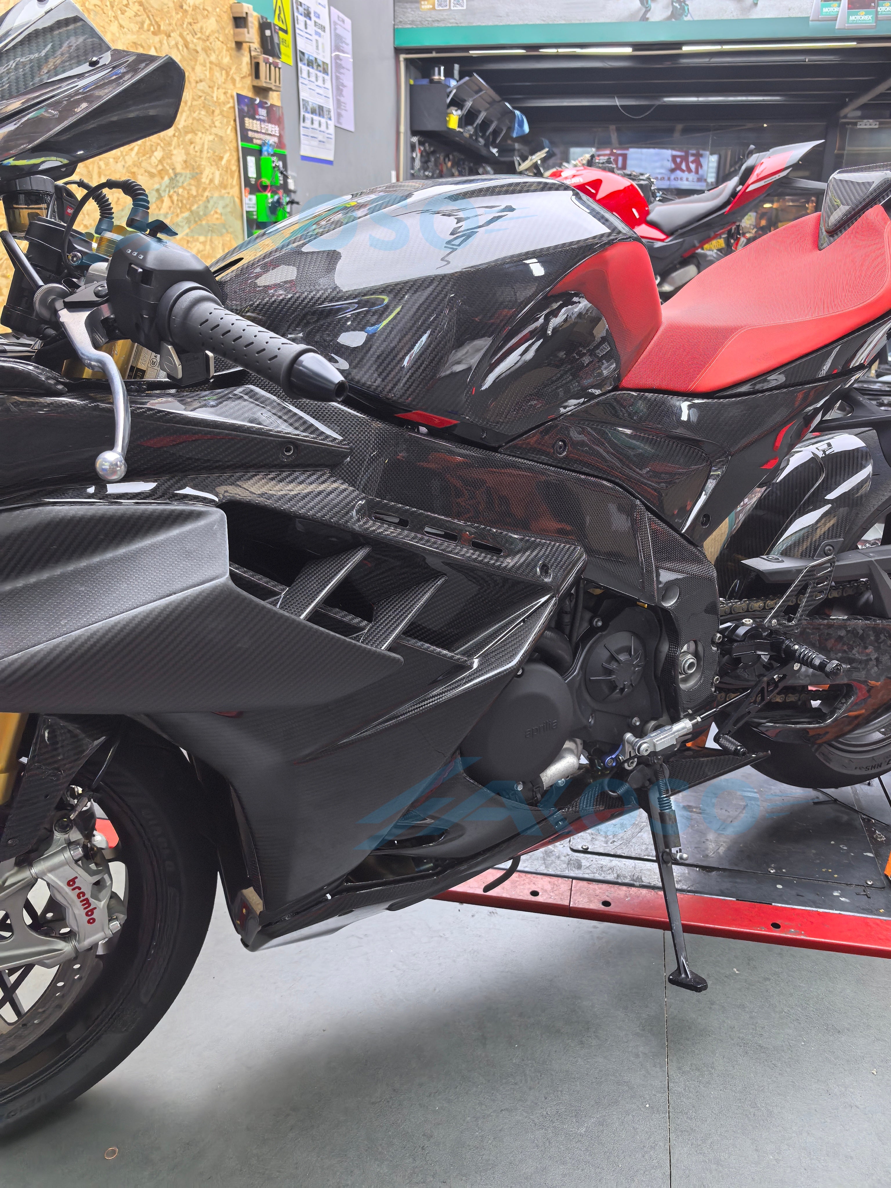 AKOSO 2021-2024 Aprilia RSV4 Carbon Fiber Front Side Fairing Panels