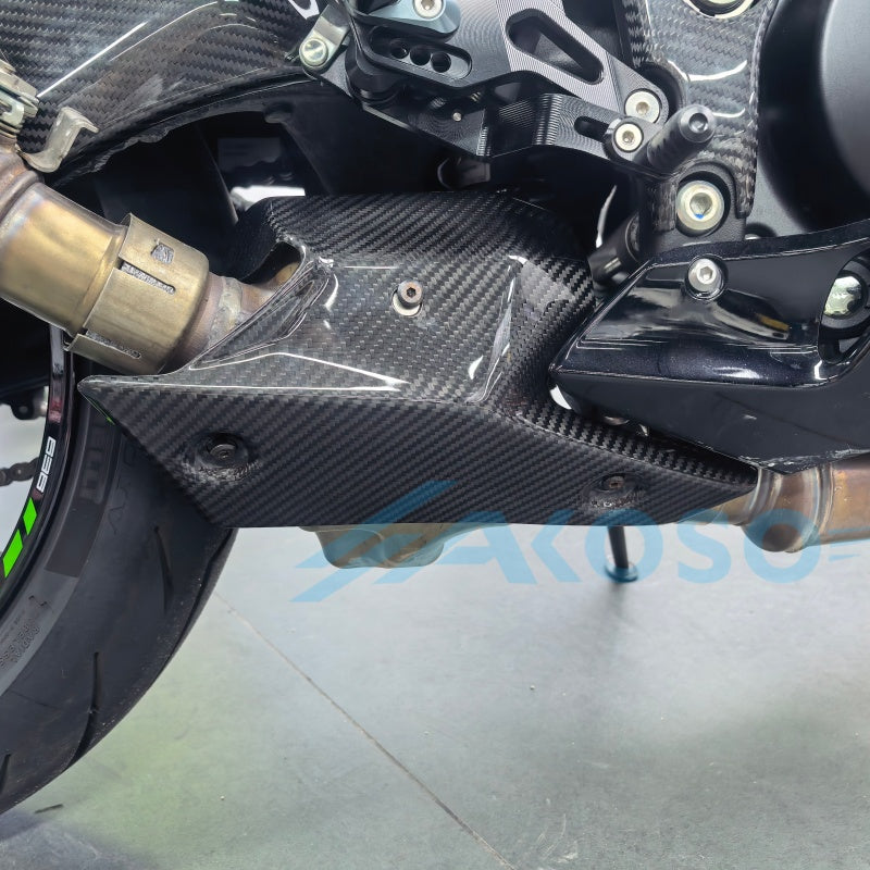 AKOSO 2024+ Kawasaki Ninja ZX-6R Carbon Fiber Motorcycle Exhaust Pipe Heat Shied Cover