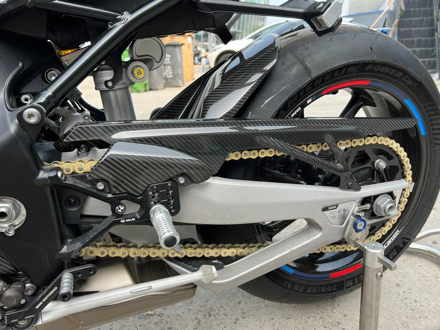 AKOSO 2019-2022 BMW S1000RR 3K Garde-boue arrière en fibre de carbone pure avec chaîne anti-éclaboussures Garde-boue arrière