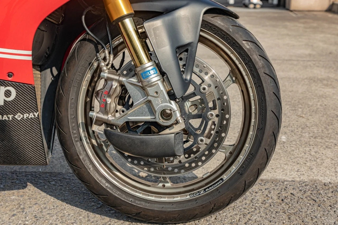 Universal Carbon Fiber Motorcycle Brake Disk Cooler Air Ducts Brake Caliper Cooler