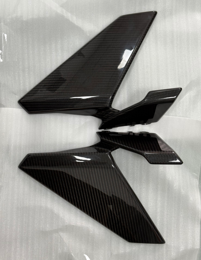 AKOSO 2021-2026 Suzuki GSX-S 1000 Carbon Fiber Side Panels Fairing