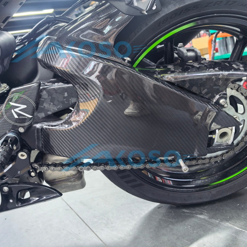 AKOSO 2024+ Kawasaki ninja ZX-6R 636 Carbon Fiber Swingarm Cover Protector Fairing