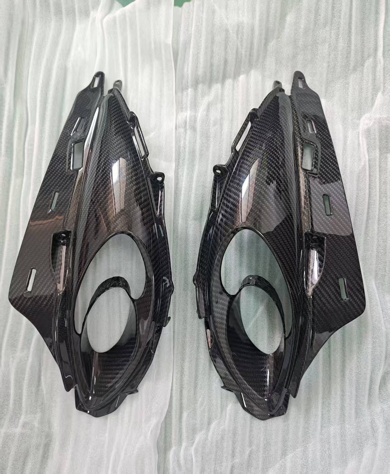 AKOSO 2008-2020 Suzuki GSX1300 R Hayabusa 100% Carbon Fiber Front Upper Fairing Ducts