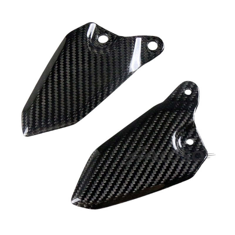 AKOSO 2018-2024 Kawasaki Z900RS Carbon Fiber Motorcycle Rear Footrest Wing Protector Rearset Heel Plate Guards